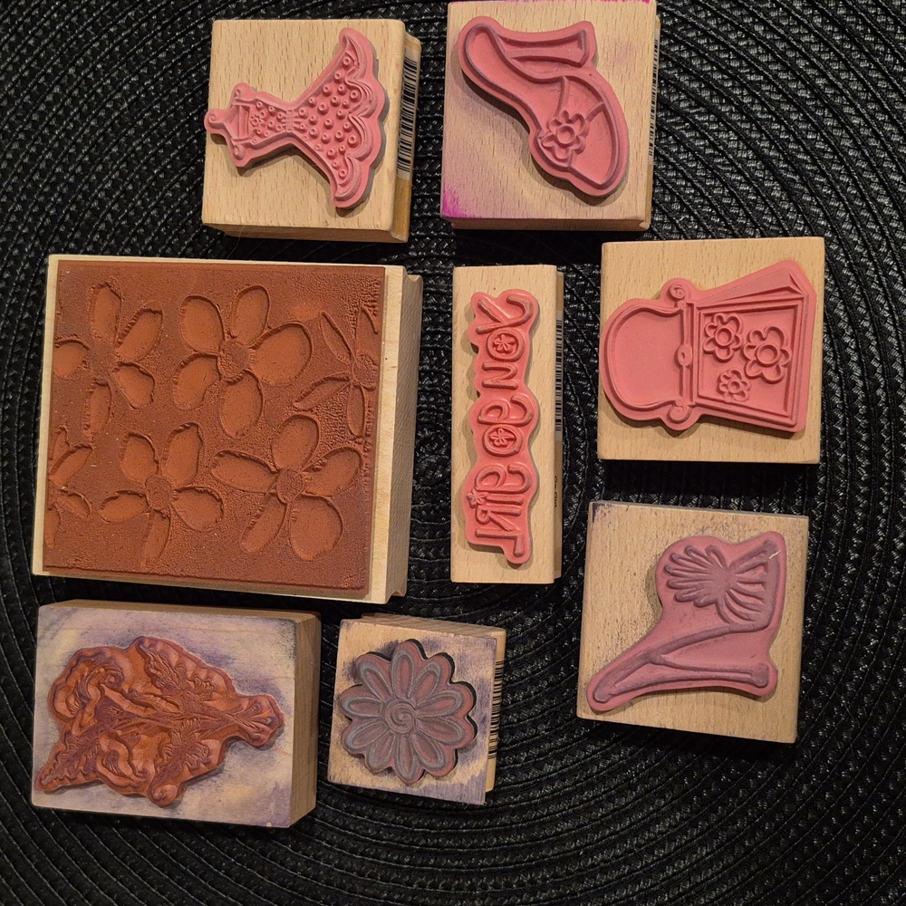 ASSORTED 'You Go Girl' Wood Mount Floral And Fashion Rubber Stamp Set, Set Of 8 - Picture 5 of 10